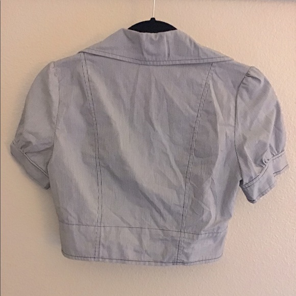 💥 MOVING SALE💥 Cropped Blazer - Picture 2 of 3